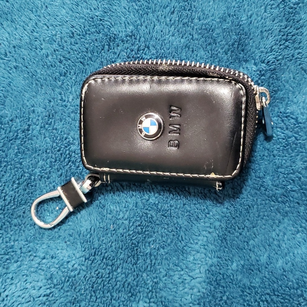 BMW Black Wallet Style Key holder Keychain fob